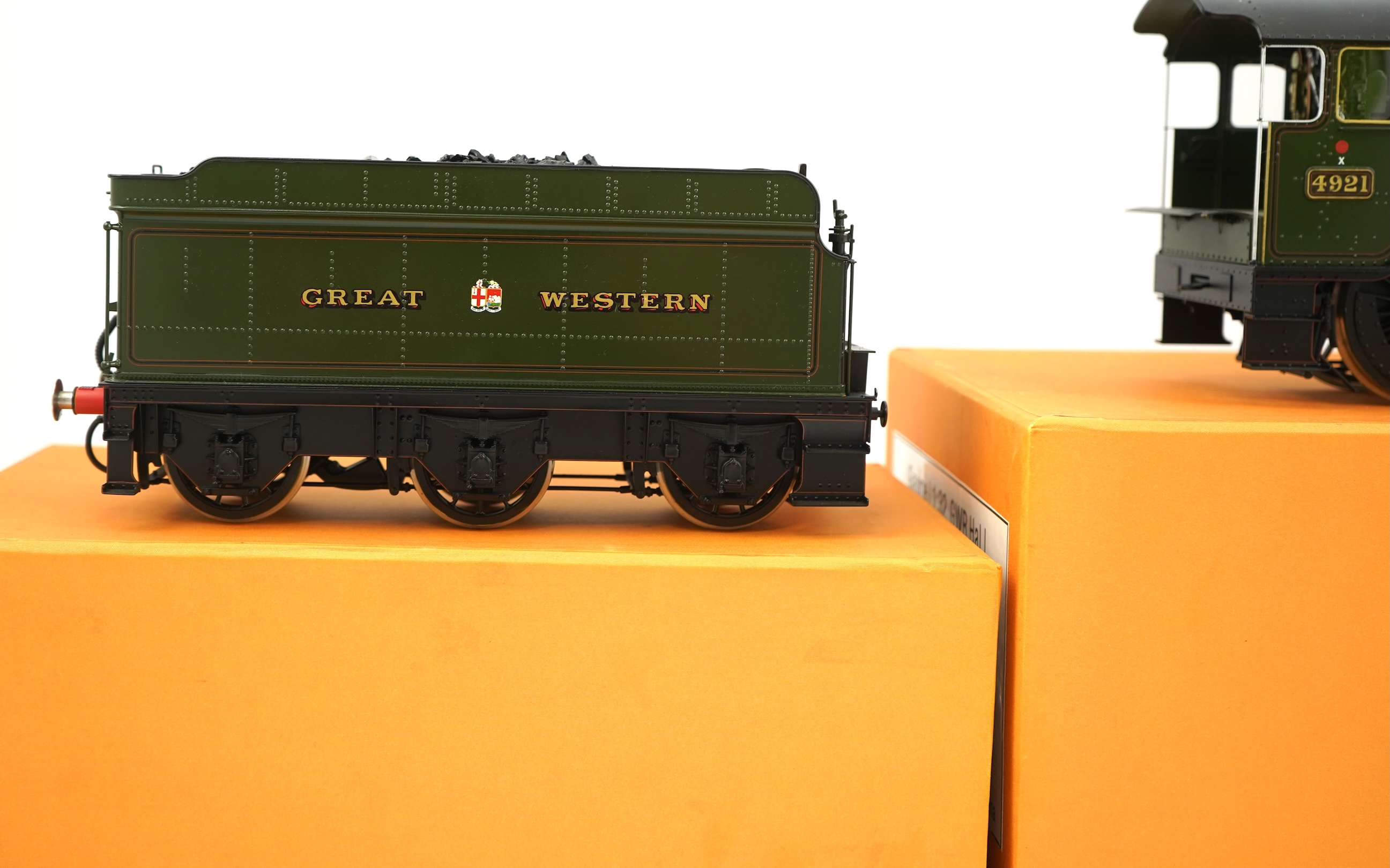 A Gauge One 1/32 scale Finescale Brass (by SanCheng, China) model of GWR Hall Class, Eaton Hall, 4921, 4-6-0 tender locomotive, powered for two rail operation, with original separate boxes for the locomotive and tender.